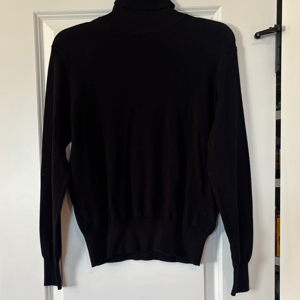 H&M Elegant Black Turtleneck Sweater EUC